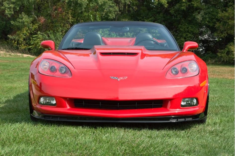 Corvette Front Chin Spoiler with Dual Screens, 2005-2013 | Corvette Depot